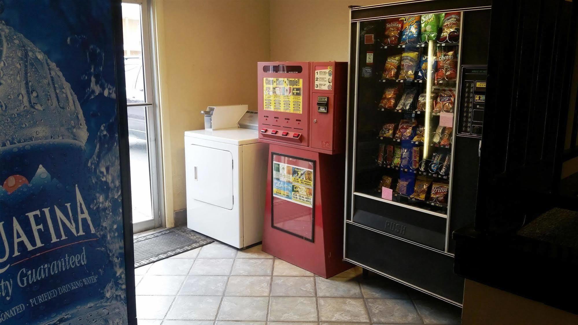 6 Elk City, Ok Hotel 2*
